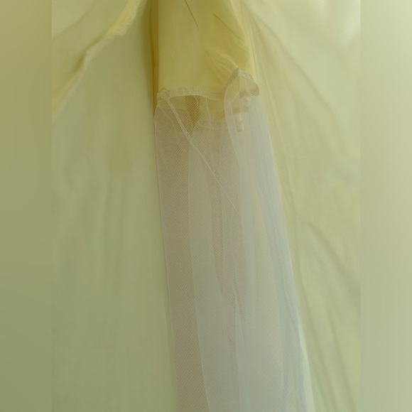 90s golden gown/prom dress size 4 - Picture 11 of 16